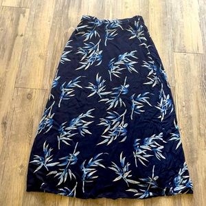 VTG 90’s Blue floral skirt